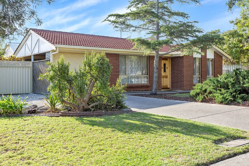 6 St John Court, Woodcroft SA 5162