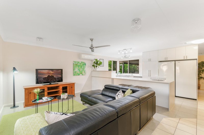 Photo - 6 Stafford Close, Kirwan QLD 4817 - Image 3