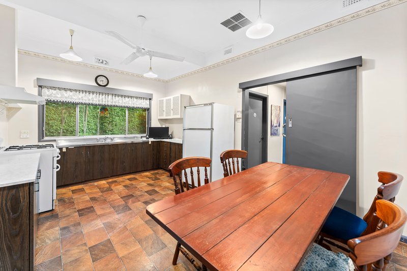 Photo - 6 Stanley Avenue, Eltham VIC 3095 - Image 6