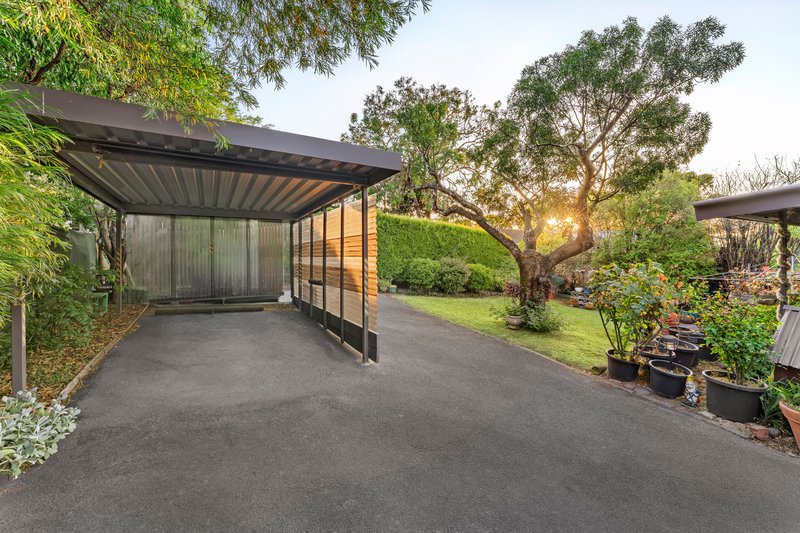 Photo - 6 Stanley Avenue, Eltham VIC 3095 - Image 11