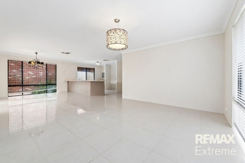Photo - 6 Stanmore Place, Clarkson WA 6030 - Image 3