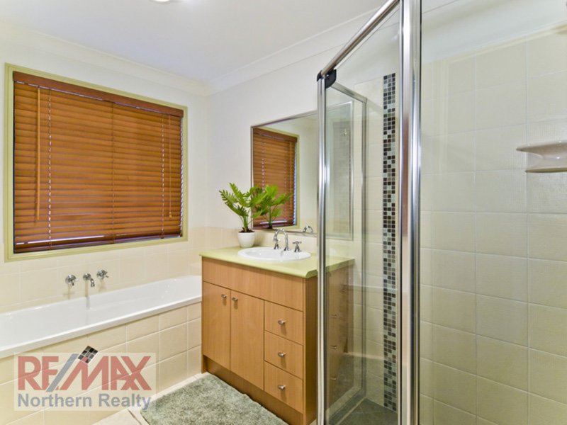 Photo - 6 Starina Ct , Eatons Hill QLD 4037 - Image 25