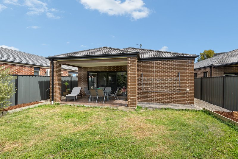 Photo - 6 Steels Place, South Morang VIC 3752 - Image 12