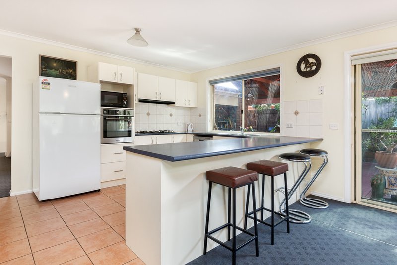 Photo - 6 Stefan Drive, Berwick VIC 3806 - Image 3