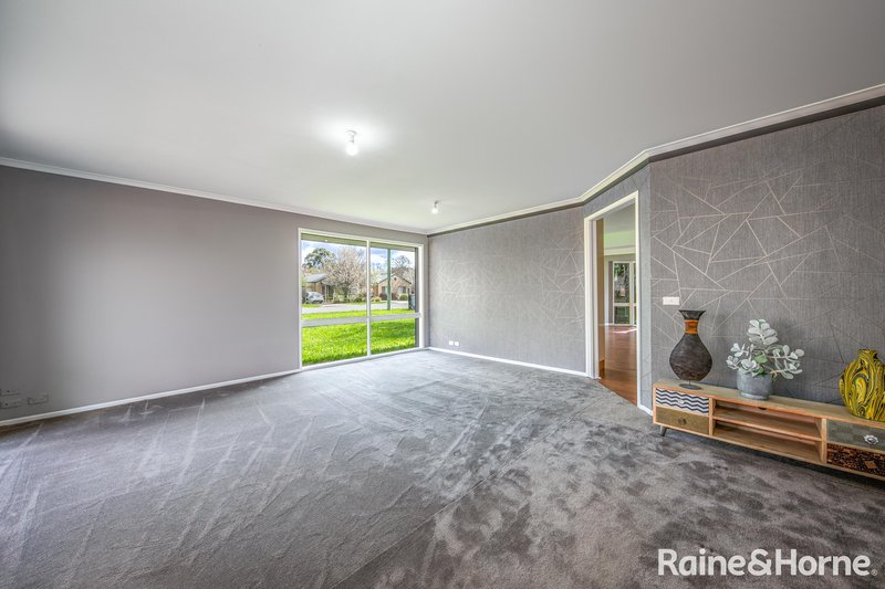 Photo - 6 Stephen Street, Riddells Creek VIC 3431 - Image 4