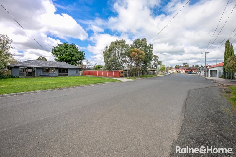 Photo - 6 Stephen Street, Riddells Creek VIC 3431 - Image 16