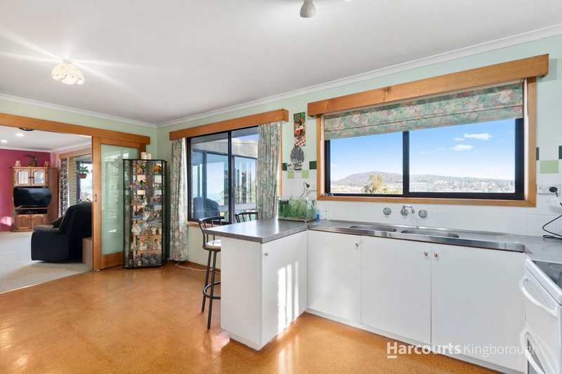 Photo - 6 Stirling Avenue, Blackmans Bay TAS 7052 - Image 12