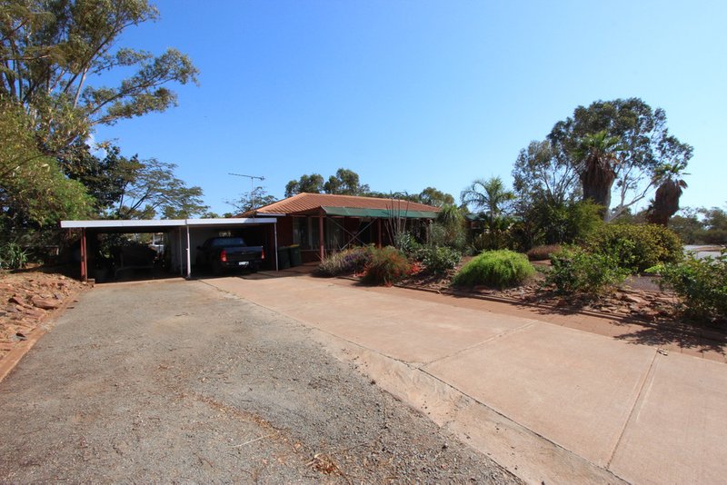 6 Stirling Crescent, Dampier WA 6713