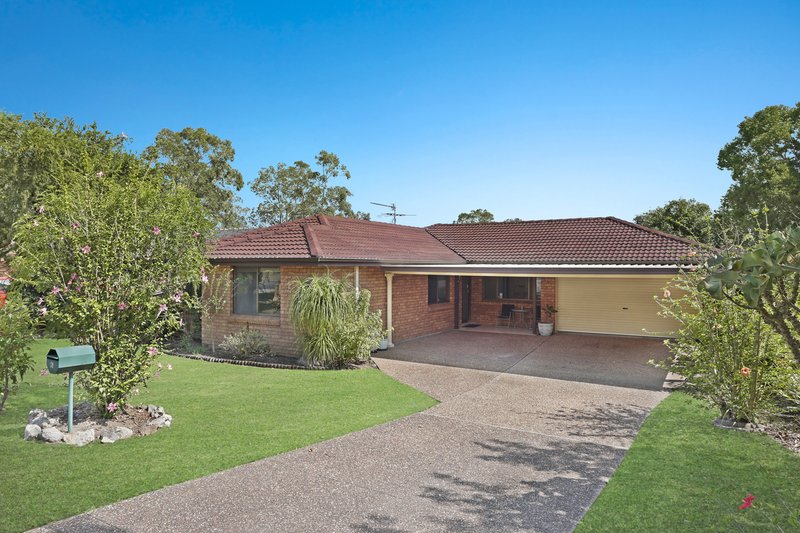 6 Stonehaven Drive, Metford NSW 2323