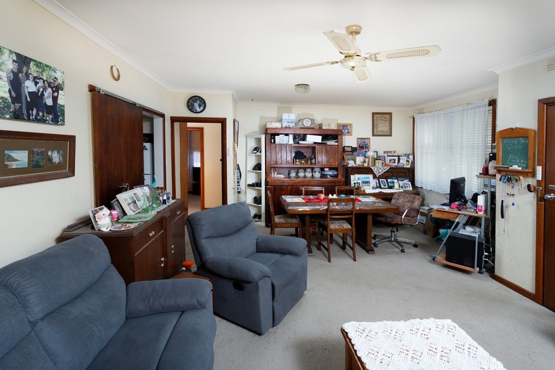 Photo - 6 Stonehaven Road, Tatura VIC 3616 - Image 3