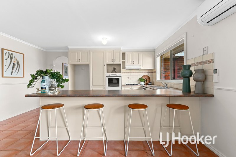 Photo - 6 Storey Drive, Pakenham VIC 3810 - Image 3