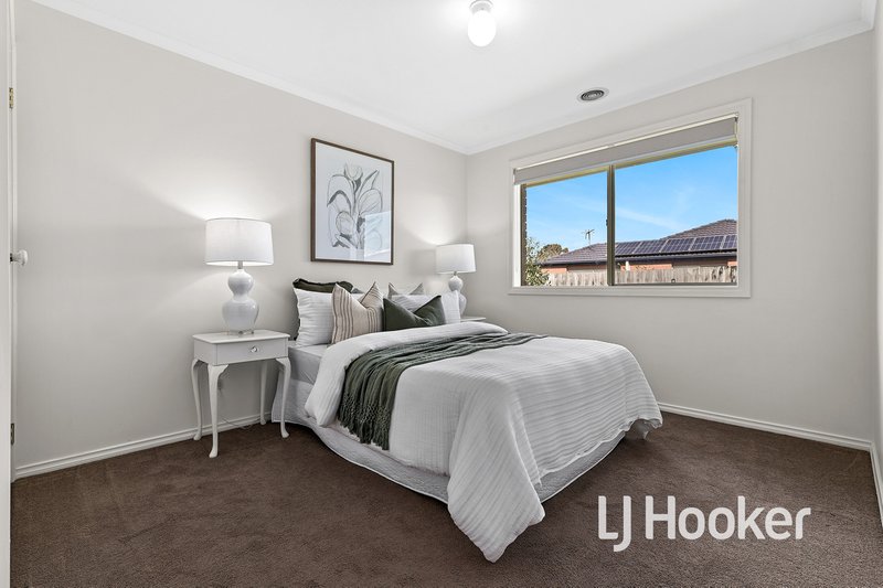 Photo - 6 Storey Drive, Pakenham VIC 3810 - Image 9