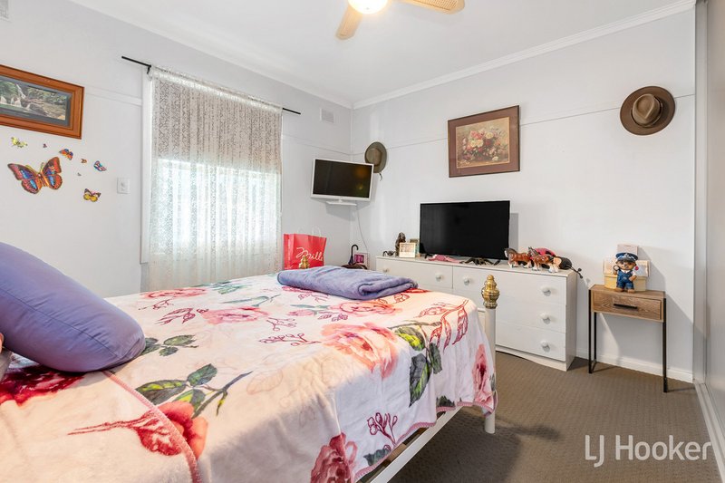 Photo - 6 Stormore Street, Davoren Park SA 5113 - Image 10