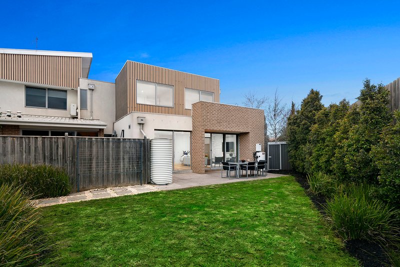 Photo - 6 Streeton Drive, Mentone VIC 3194 - Image 14