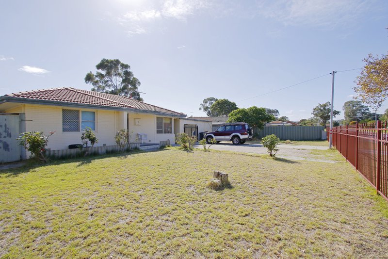 Photo - 6 Stretton Way, Kenwick WA 6107 - Image 1