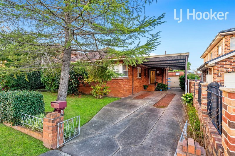 6 Stuart St , Canley Vale NSW 2166