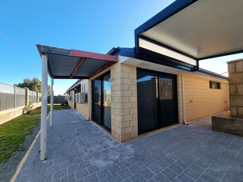 Photo - 6 Sturrock Close, Hilbert WA 6112 - Image 16