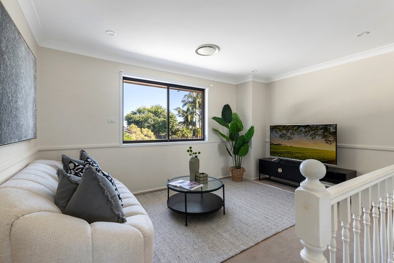 Photo - 6 Sturt Place, Mount Colah NSW 2079 - Image 7