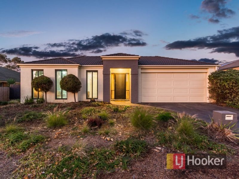 6 Sugarbush Drive, Lynbrook VIC 3975