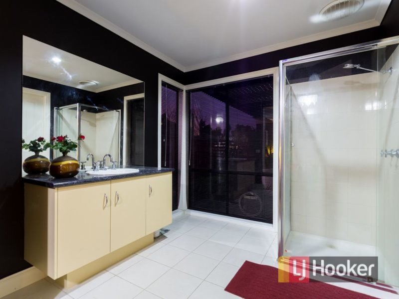 Photo - 6 Sugarbush Drive, Lynbrook VIC 3975 - Image 10