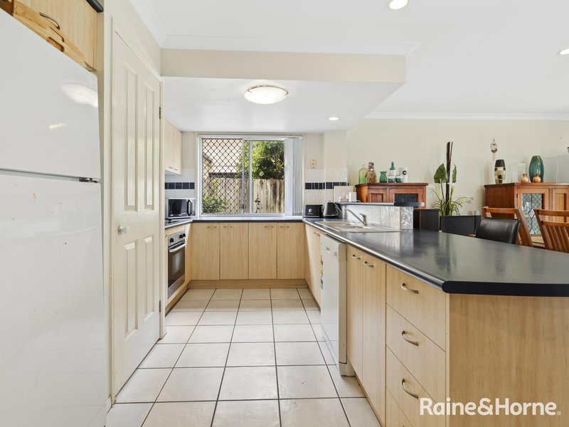 Photo - 6 Summerhill Street, Victoria Point QLD 4165 - Image 7