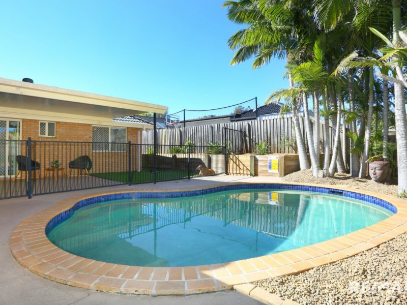 Photo - 6 Sunnybrae Cl , Merrimac QLD 4226 - Image 9