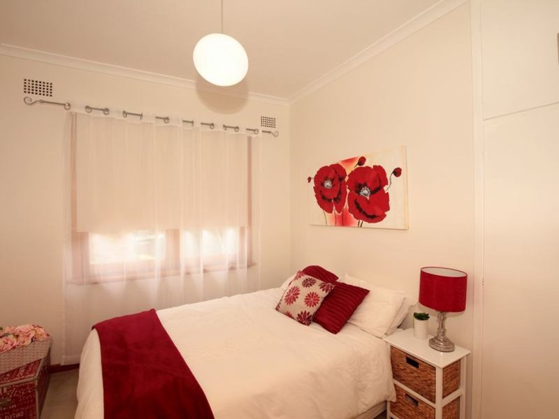 Photo - 6 Sunshine Avenue, Turvey Park NSW 2650 - Image 11