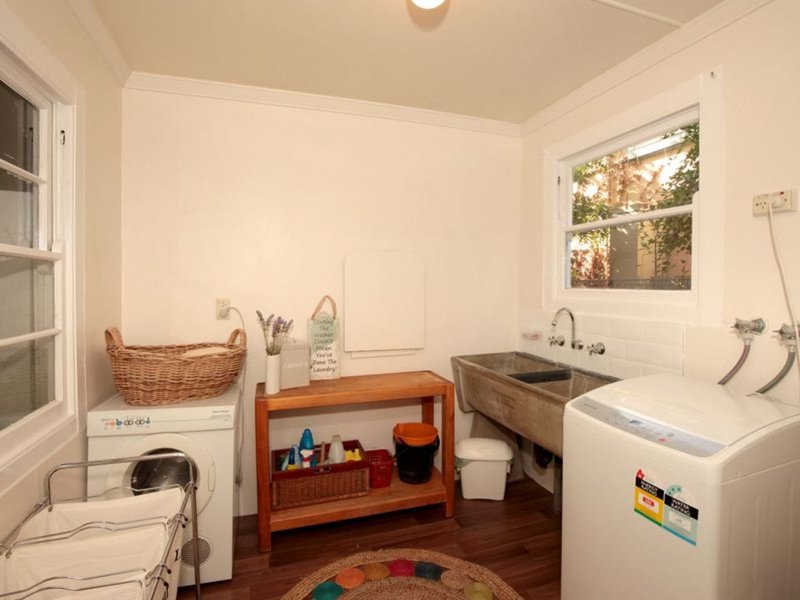 Photo - 6 Sunshine Avenue, Turvey Park NSW 2650 - Image 21