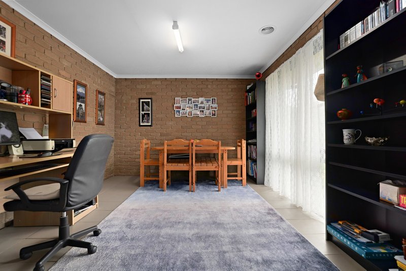 Photo - 6 Swan Street, Werribee VIC 3030 - Image 3