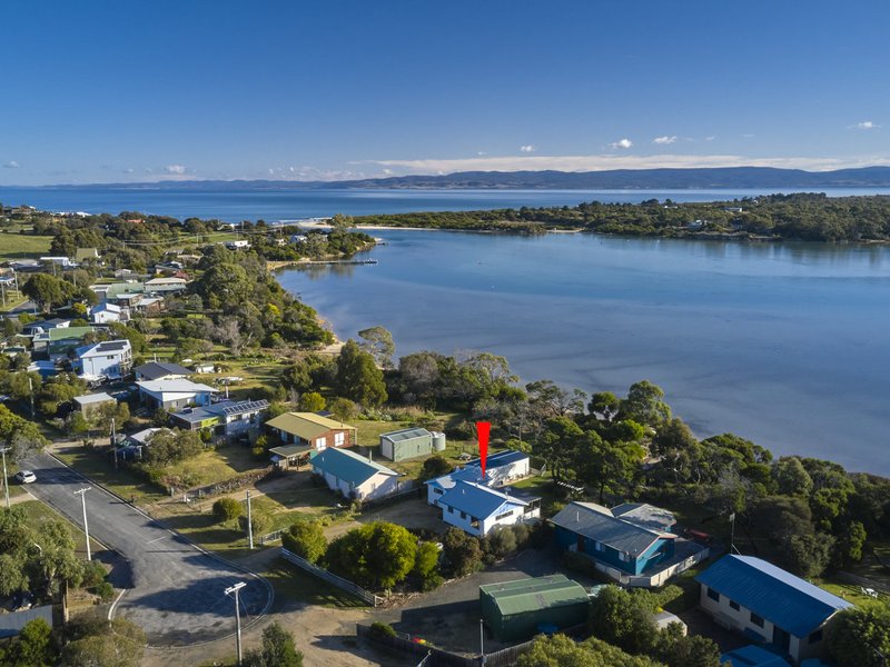 Photo - 6 Swanwick Drive, Coles Bay TAS 7215 - Image