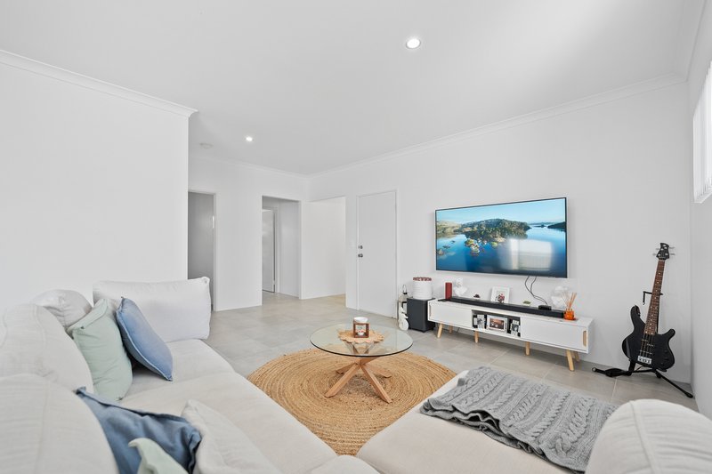 Photo - 6 Tablelands Drive, Baldivis WA 6171 - Image 6