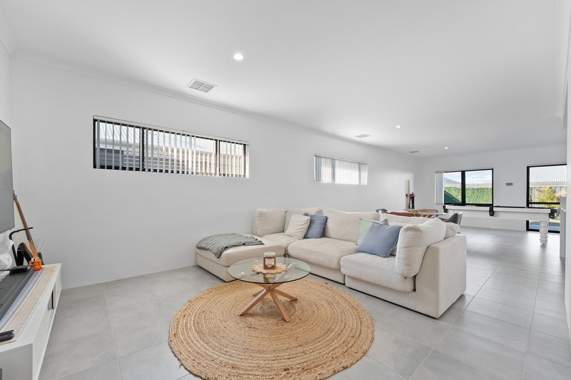 Photo - 6 Tablelands Drive, Baldivis WA 6171 - Image 7