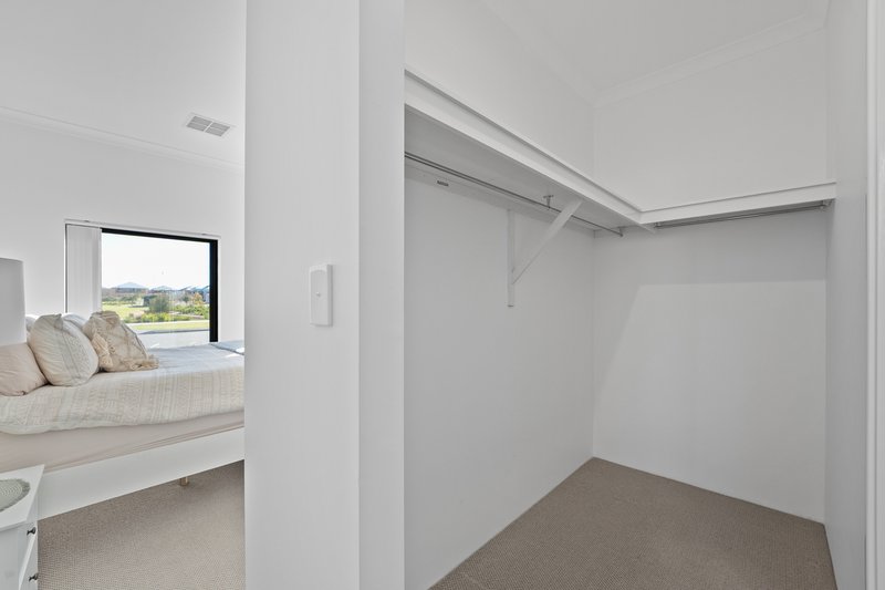 Photo - 6 Tablelands Drive, Baldivis WA 6171 - Image 16