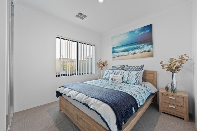 Photo - 6 Tablelands Drive, Baldivis WA 6171 - Image 19