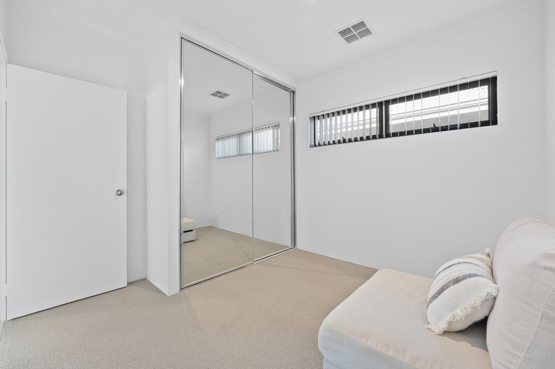 Photo - 6 Tablelands Drive, Baldivis WA 6171 - Image 24