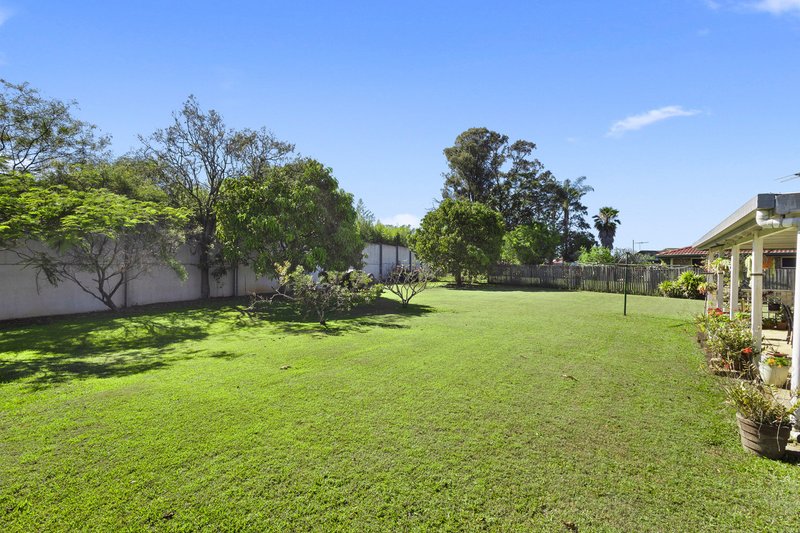 Photo - 6 Tallowwood Street, Kallangur QLD 4503 - Image 10