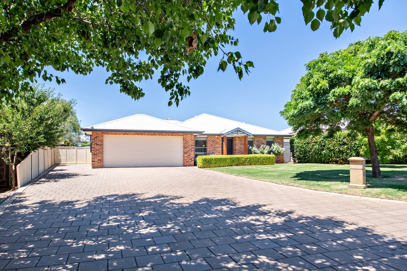 6 Tallwoods Grove, Dubbo NSW 2830