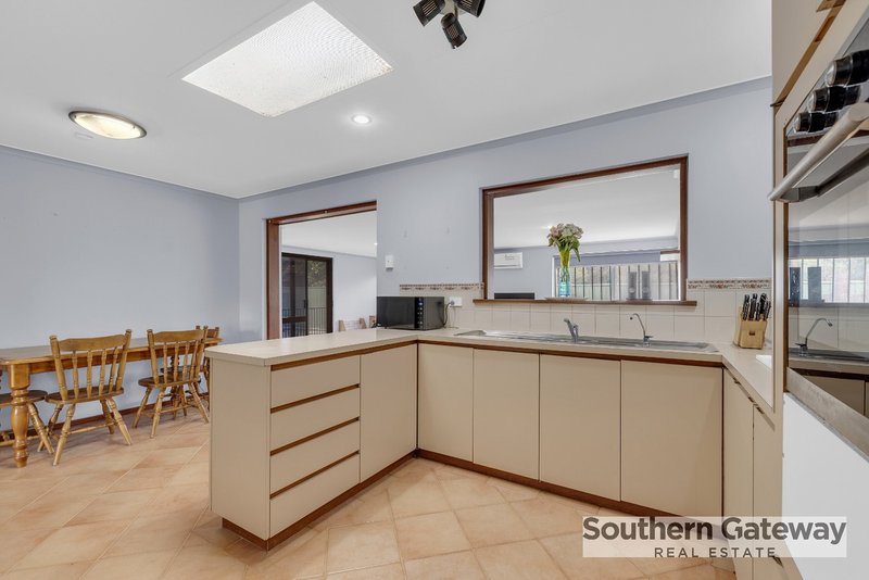 Photo - 6 Talwin Court, Kelmscott WA 6111 - Image 6