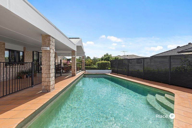 Photo - 6 Tappin Court, Carindale QLD 4152 - Image 8