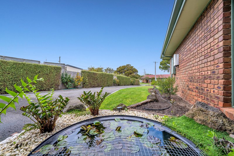 Photo - 6 Tareel Court, Portland VIC 3305 - Image 2