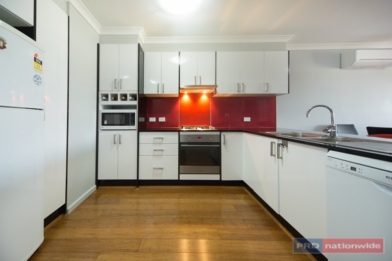 Photo - 6 Tarling St , Casey ACT 2913 - Image 4