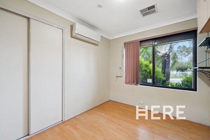Photo - 6 Tarndale Way, South Lake WA 6164 - Image 13