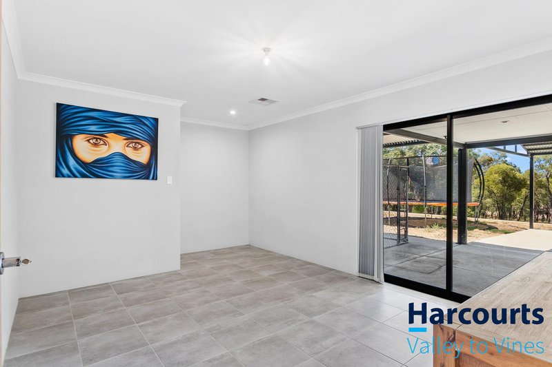 Photo - 6 Tassel Court, Lower Chittering WA 6084 - Image 14