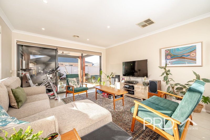 Photo - 6 Teatree Place, Kialla VIC 3631 - Image 5