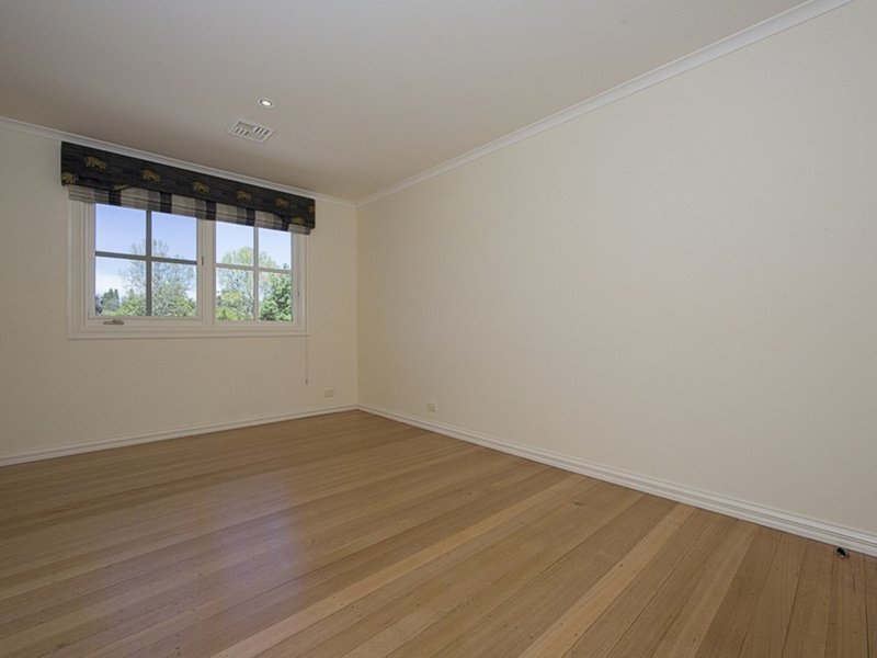 Photo - 6 Tennyson Crescent, Forrest ACT 2603 - Image 18