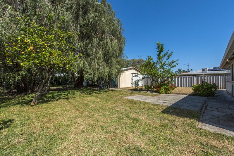 Photo - 6 Teranca Road, Greenfields WA 6210 - Image 11