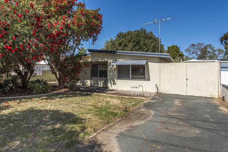 Photo - 6 Teranca Road, Greenfields WA 6210 - Image 15