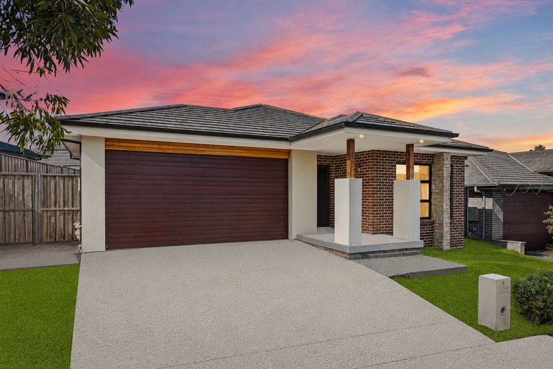 Photo - 6 Teton Street (Gables) , Box Hill NSW 2765 - Image 5