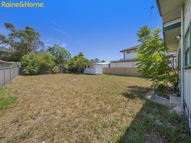 Photo - 6 The Crescent, Marayong NSW 2148 - Image 3