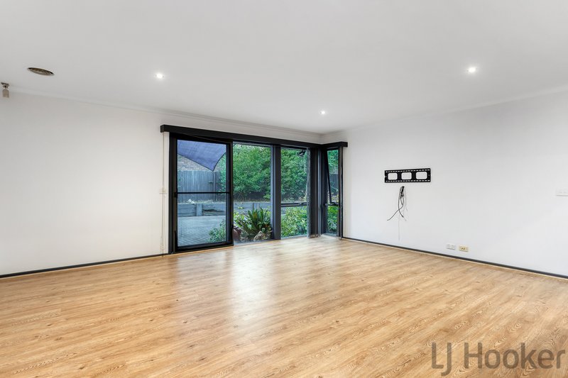 Photo - 6 The Fairway, Rowville VIC 3178 - Image 3